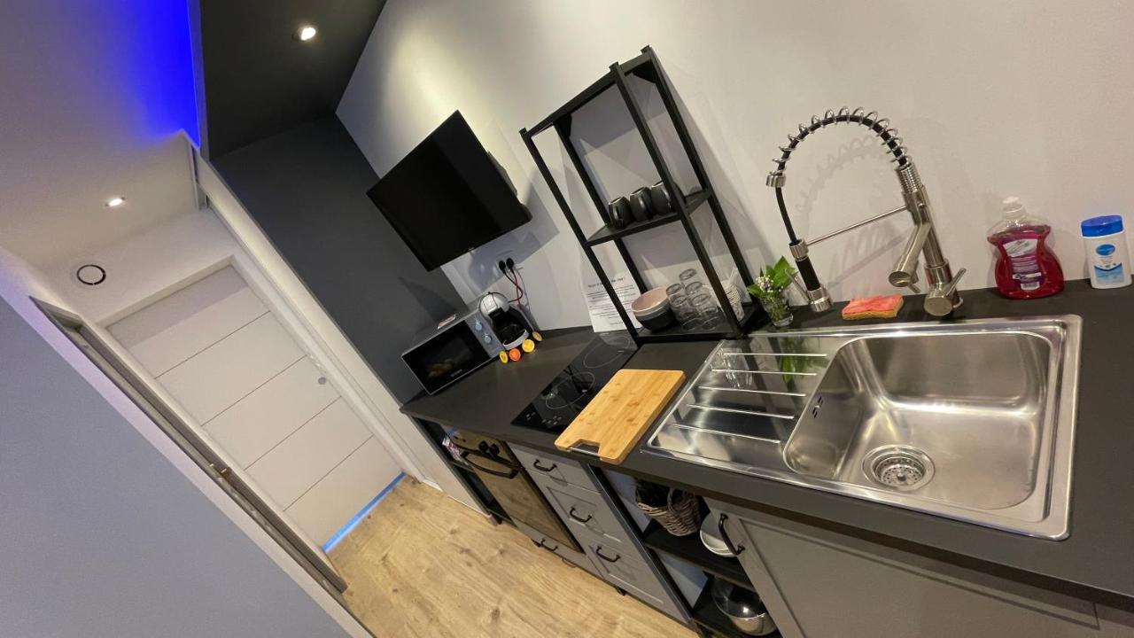 Bienvenue Chez Vous "Appartement Classe 2 Etoiles En Rdc Avec Espace Exterieur Et Parking" Dole Zewnętrze zdjęcie